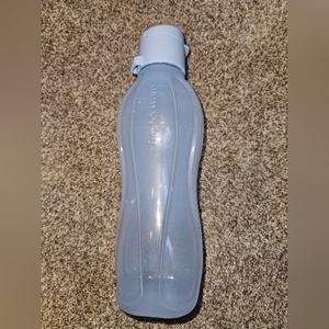 Tupperware drinking bottles